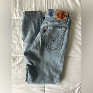 LEVI’S Wedgie Straight size 28 (6)
